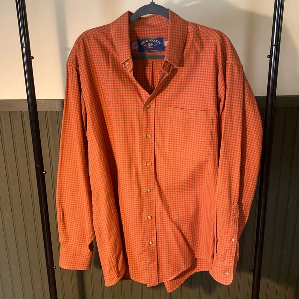 Bill’s Khakis long sleeve sport shirt. Made in USA.